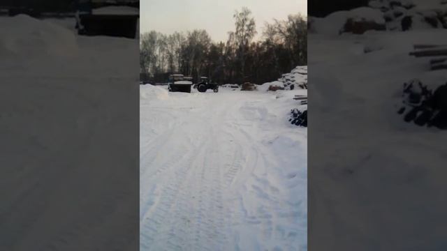 ЛТЗ Т-40 наваливает смотреть онлайн