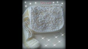 Вязаная белоснежная сумочка  в технике ИК