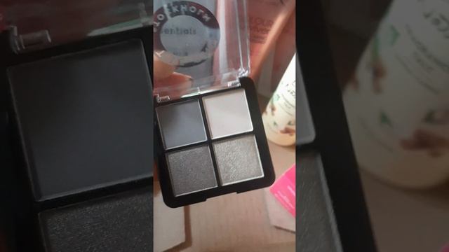 Тени для глаз The One 44811 Oriflame смотреть онлайн