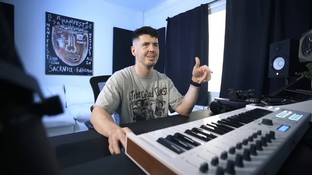 Pro Producer Reacts to IShowSpeed Making Beats смотреть онлайн