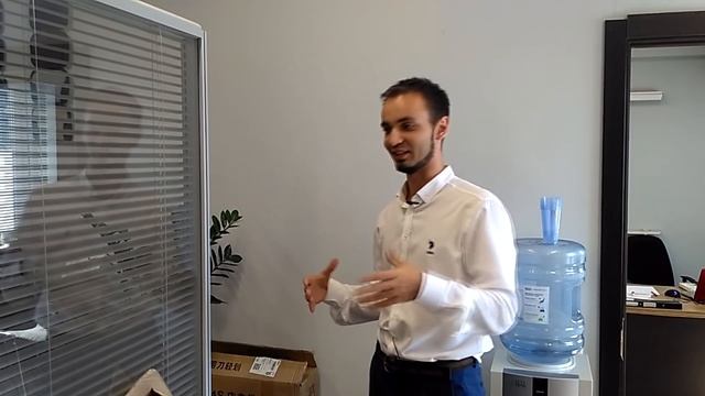 Интернет магазин автозапчастей изнутри. От балкона до салона. смотреть онлайн