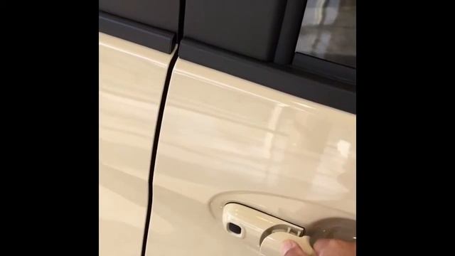 MAZDA西風新都ショールームの　ＦＬＡＩＲ　ＷＡＧＯＮ