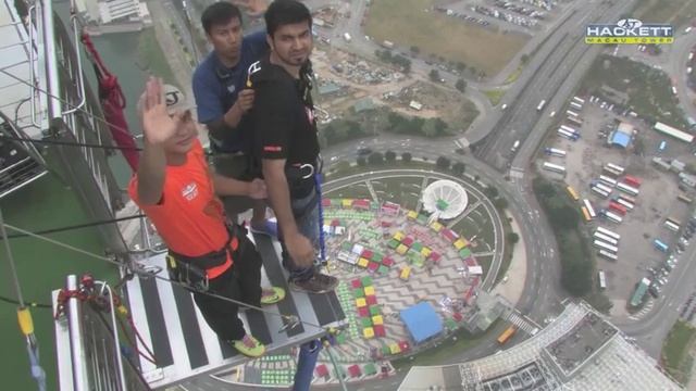 My jump @ Macau Tower, China, World's highest bungee jump point..233m(764ft) - Kailas Menon :D смотреть онлайн
