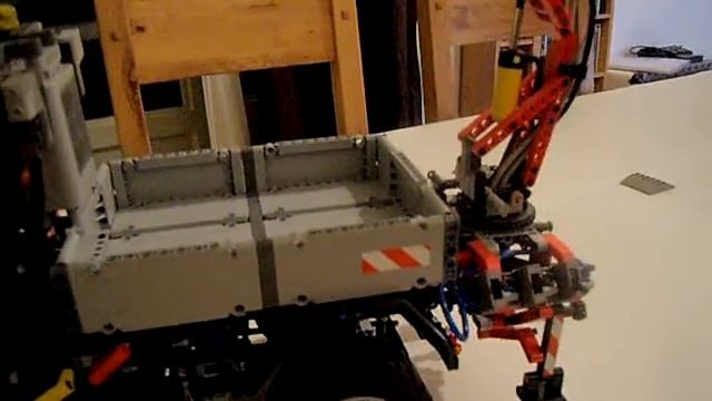 LEGO TECHNIC 8110 смотреть онлайн