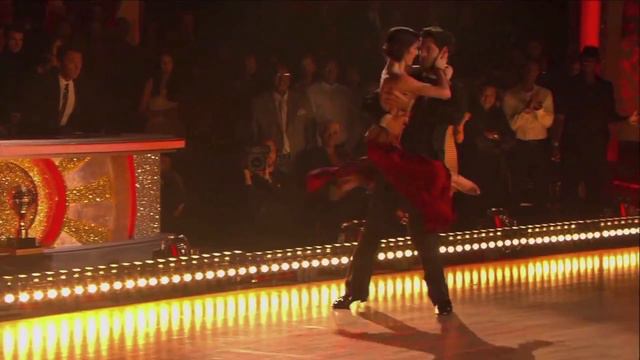 Maks and Meryl - I Don't Dance смотреть онлайн