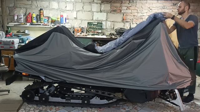 Чехол для снегохода смотреть онлайн