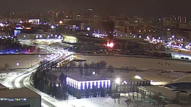 Пожар на крыше РК "Мегаполис". Челябинск. смотреть онлайн
