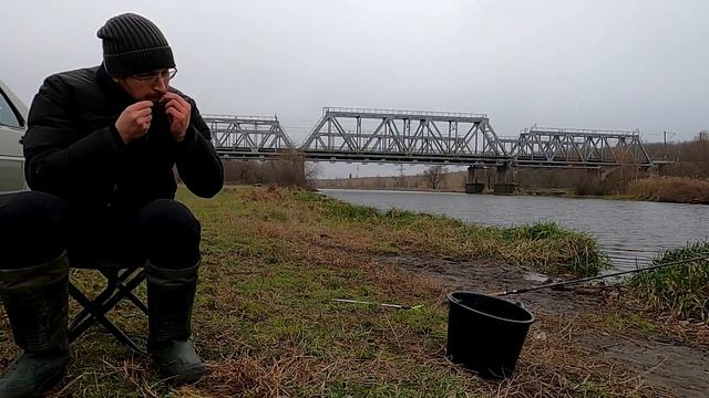 Рыбалка в декабре на фидер. Фидер Kaida NeoXoen.