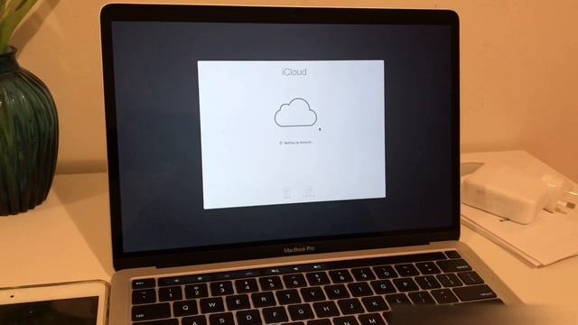 Unboxing Macbook Pro 2020