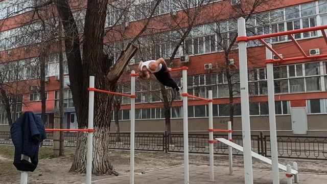 ‼️Отдам 1000 рублей тому, кто сделает 50 Подъёмов Переворотом быстрее чем я!‼️ смотреть онлайн