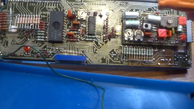 Инженерный калькулятор Электроника МК 52 и золото в нём смотреть онлайн