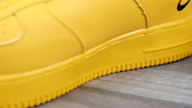 Видеообзор Кроссовок Nike AIr Force 1 Желтых зимних. Копия. смотреть онлайн