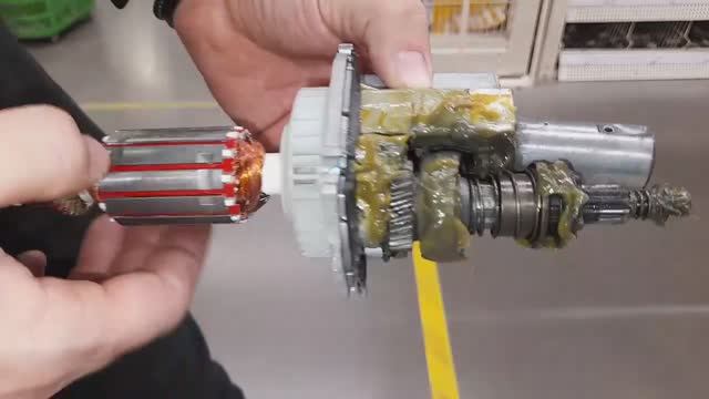 Принцип работы ударного механизма перфоратора. Пьяный подшипник. смотреть онлайн