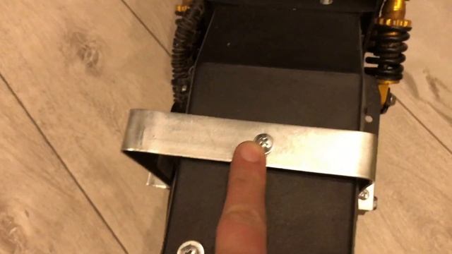 Часть №4. Электросамокат ULTRON T11. Еще одна доработка заднего крыла. смотреть онлайн