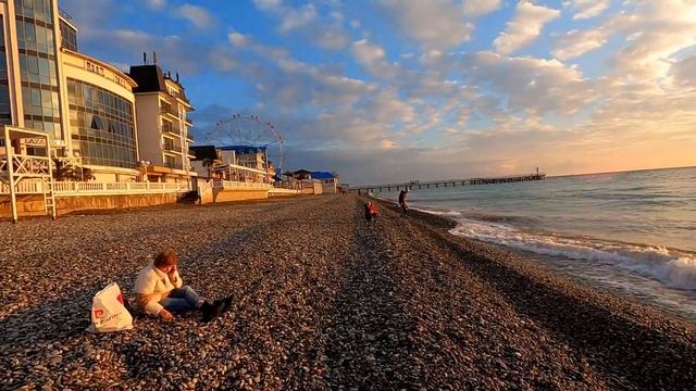 06.01.2021г. Все в золоте,от пляжа "Гренада" до причала! ?ЛАЗАРЕВСКОЕ СЕГОДНЯ ?СОЧИ. смотреть онлайн