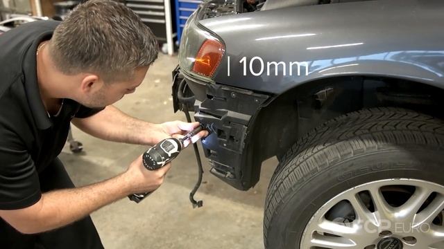 Volvo S60 Headlight Assembly Replacement - DIY in 10 Minutes! смотреть онлайн