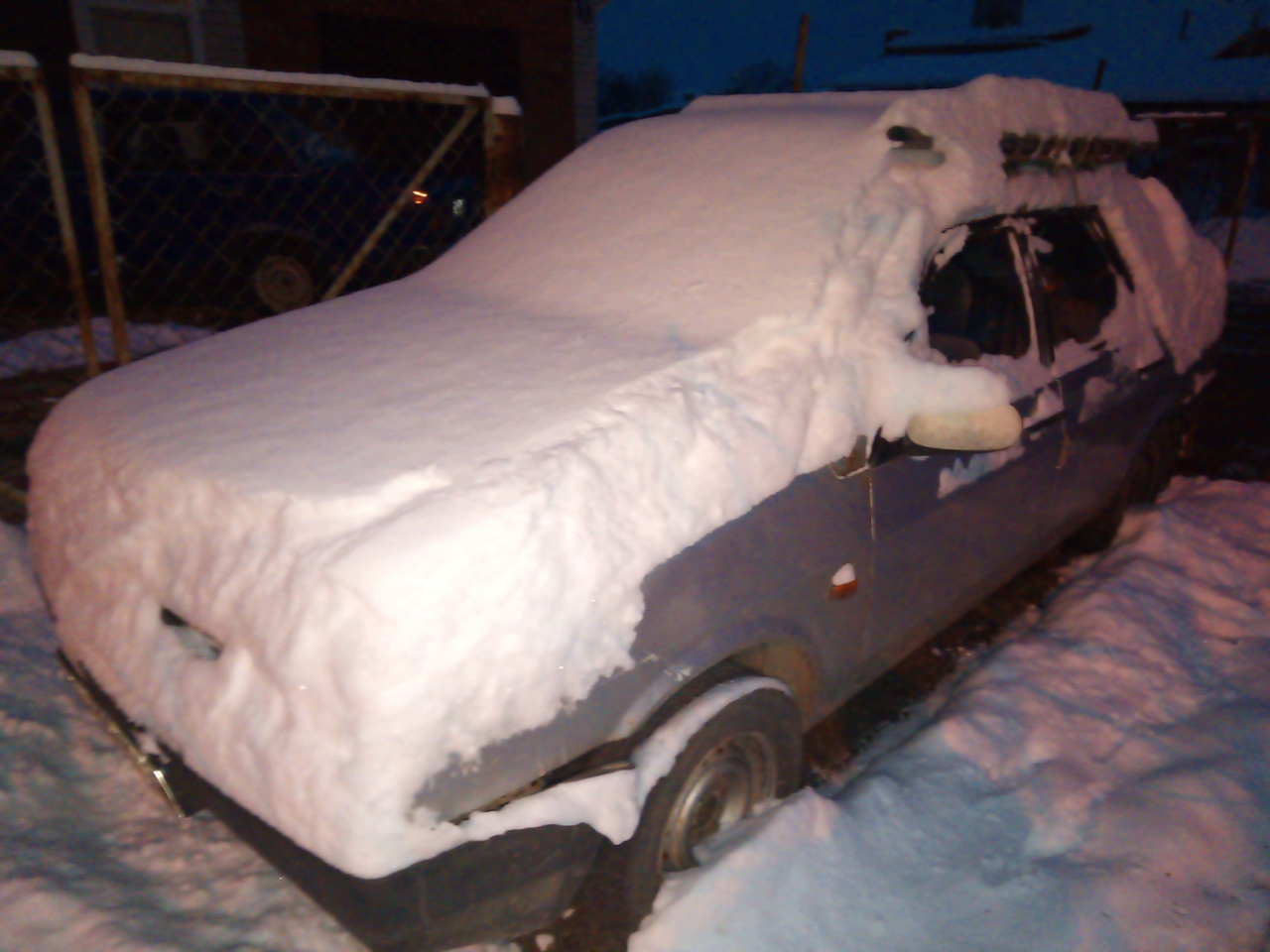 КАК ОЧИСТИТЬ МАШИНУ ОТ СНЕГА ЗИМОЙ ЗА 10 СЕКУНД смотреть онлайн