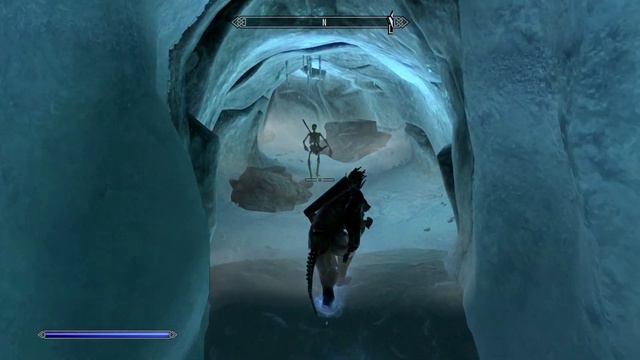 Skyrim - Sneak Kill Skeleton From Behind With Mace смотреть онлайн