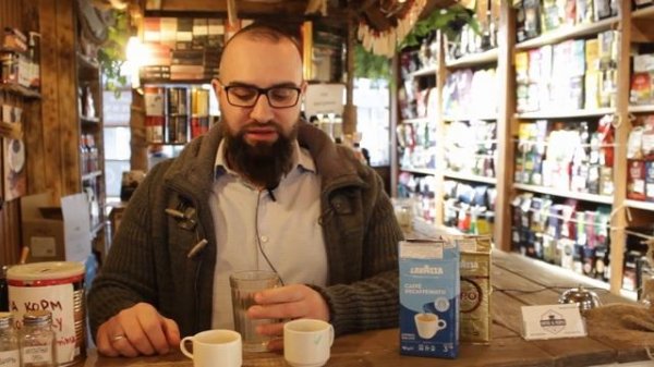 Сравнение - Lavazza Decaffeinato против Lavazza ORO