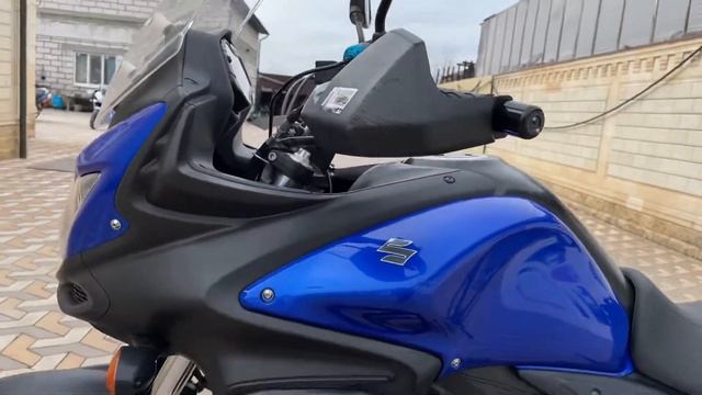 Suzuki DL650 Vstrom смотреть онлайн