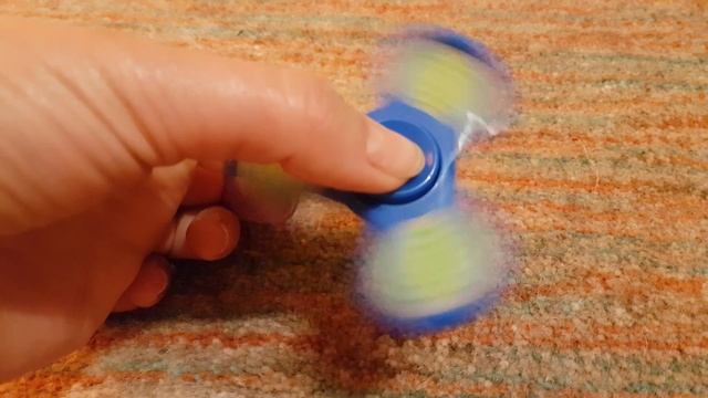 Fidget Spinner. Спиннер - игрушка для пальцев. смотреть онлайн