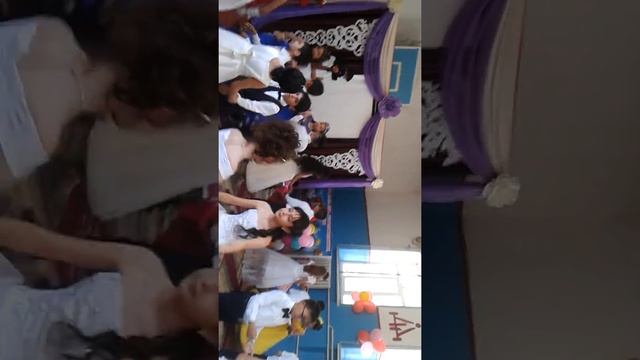 Прощальный вальс для 4 класса.Выпускной смотреть онлайн