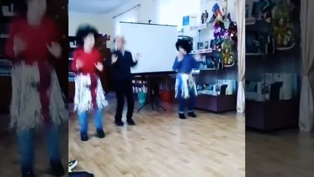Новый год с классом. смотреть онлайн