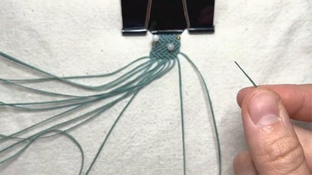 Zigzag macrame ring ? Кольцо зиг заг в технике макраме. смотреть онлайн