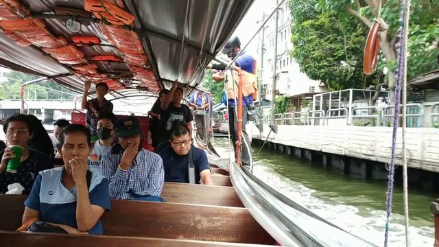 Водный транспорт в Бангкоке смотреть онлайн
