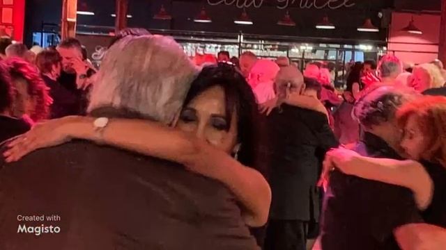 Lucy en su Milonga de Buenos Aires #tangoargentino #tangoshow #tangosalon #milonga #amigos смотреть онлайн