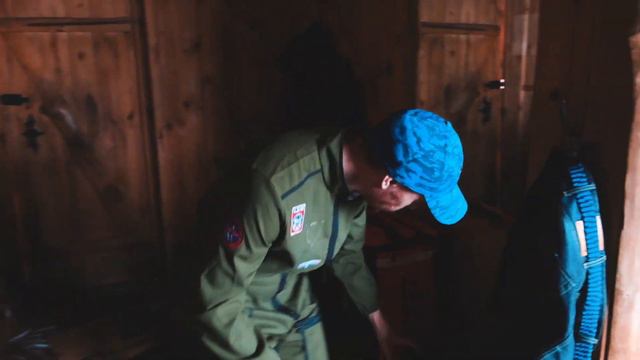 Выходные, а это значит банька, чаёк ,прорубь и хорошая компания. смотреть онлайн