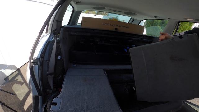 E39 BMW Touring Wagon Rear Seat Removal And Installation