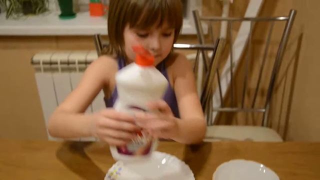 Эксперименты с Хомой #1. Перец, вода и моющее средство.