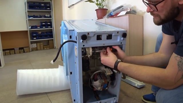 Замена сливного насоса в стиральной машине Samsung смотреть онлайн