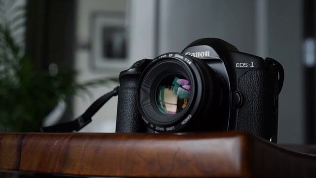 Canon EOS 1 Film Camera смотреть онлайн
