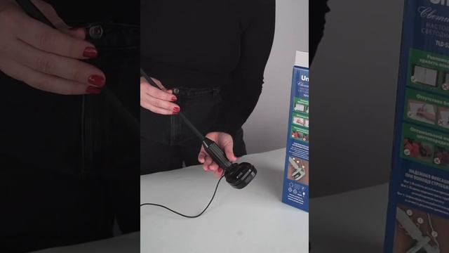 TLD-572 Black Светильник светодиодный настольный на струбцине с диммером, сенсорный, черный. смотреть онлайн