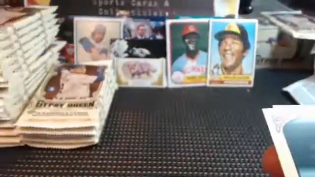 Thursday eBay Gypsy Queen 5X MiggyCat Auto, Gwynn MiniBook, смотреть онлайн
