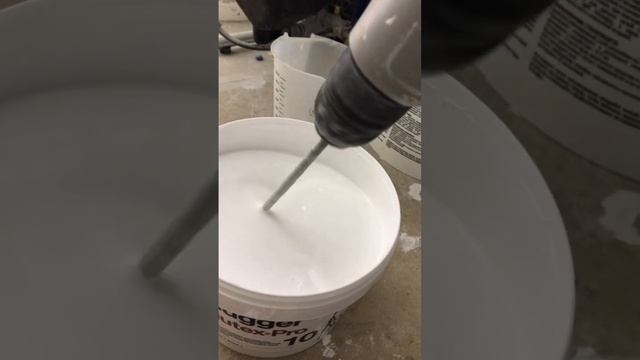 Шелковисто матовая краска Flügger Flutex Pro 10 смотреть онлайн