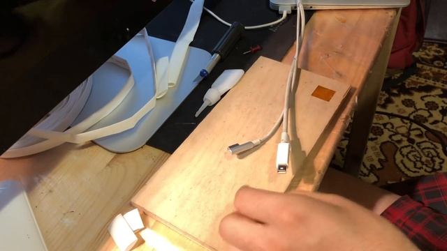 Apple Thunderbolt Display 27’’ ремонт кабеля смотреть онлайн