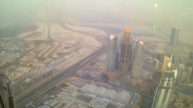 Дубай | Башня Бурж Халифа (Burj Khalifa) Вид с 125 этажа смотреть онлайн