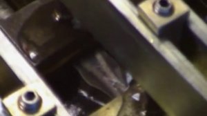 Процесс опрессовки ГБЦ и шлифовки клапанов двигателя