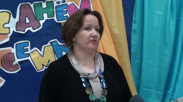 СЕМЬЯ - ЯЧЕЙКА ОБЩЕСТВА смотреть онлайн