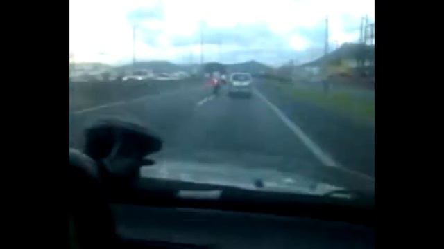 BURGUÊS E MAMUTI VOLTANDO DE BOMBINHAS... смотреть онлайн