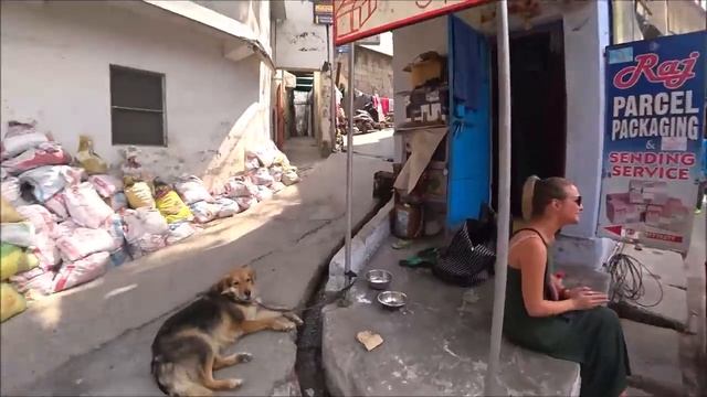 152. Отправили большую посылку в Россию. Сколько стоит и сколько кг можно? Бесплатная еда прасад. смотреть онлайн