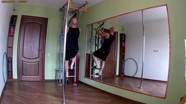 Как накачать мышцы спины и трицепс дома без оборудования. Лесенка. Силовая выносливость и памп. смотреть онлайн