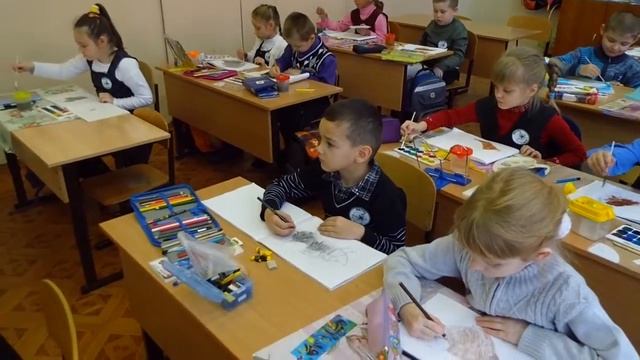 Урок рисования в 1 классе "Ёжик" смотреть онлайн