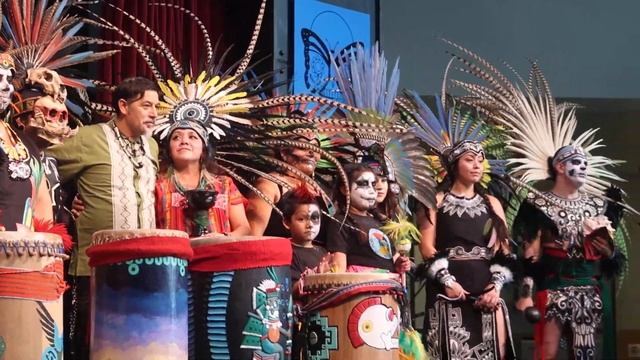 Azteca dancers costume view MVI 8760 смотреть онлайн