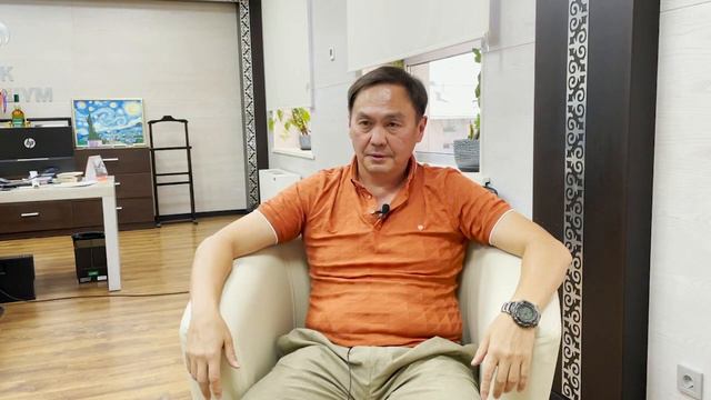 «Отмывочная машина» Бакиевых и «черный сом» — Максатбек Ишенбаев о становлении финансового рынка смотреть онлайн