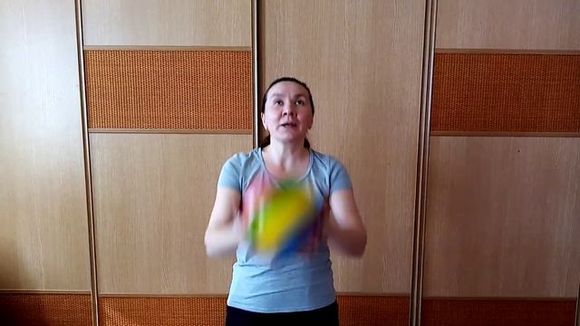 Консультация. Игра малой подвижности с мячом для старших дошкольников смотреть онлайн