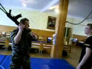 Защита от удара прикладом автомата